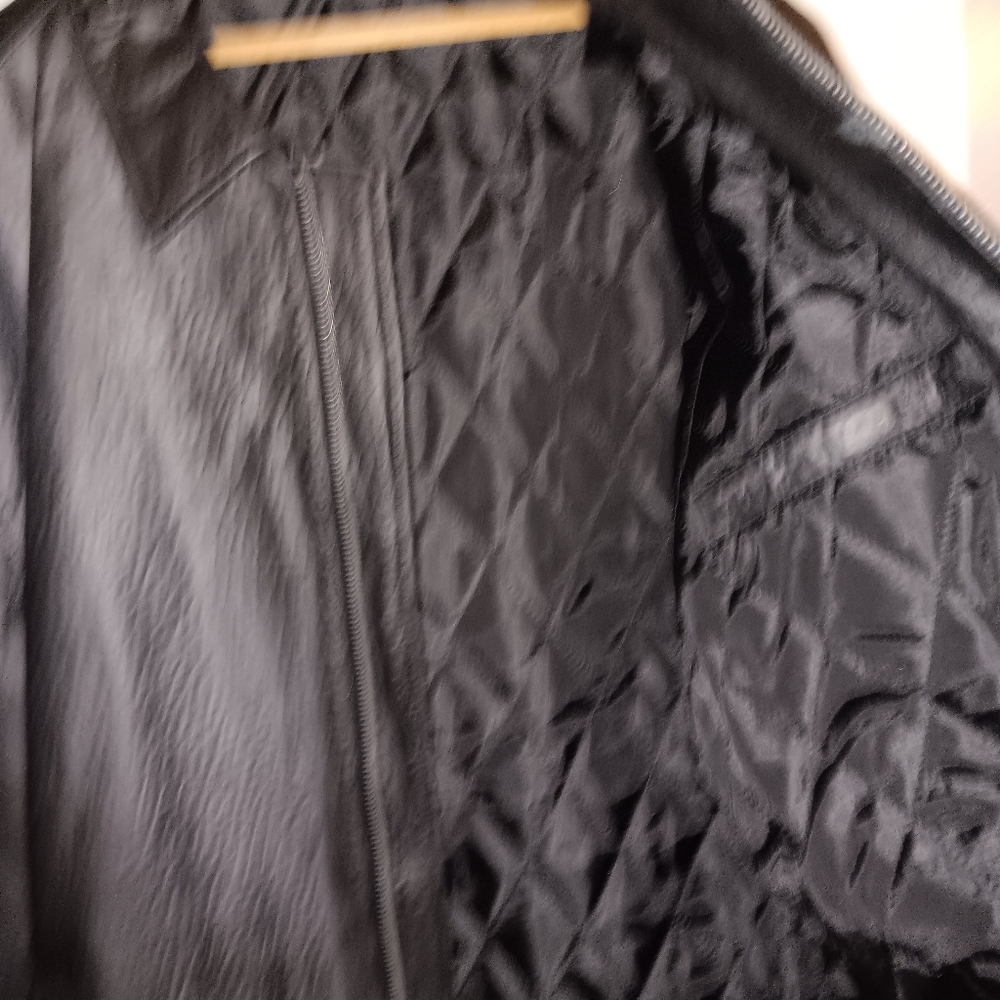 Men's Jacket - Picture 4 of 7
